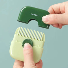 Portable comb for cutting children's hair safely and accurately